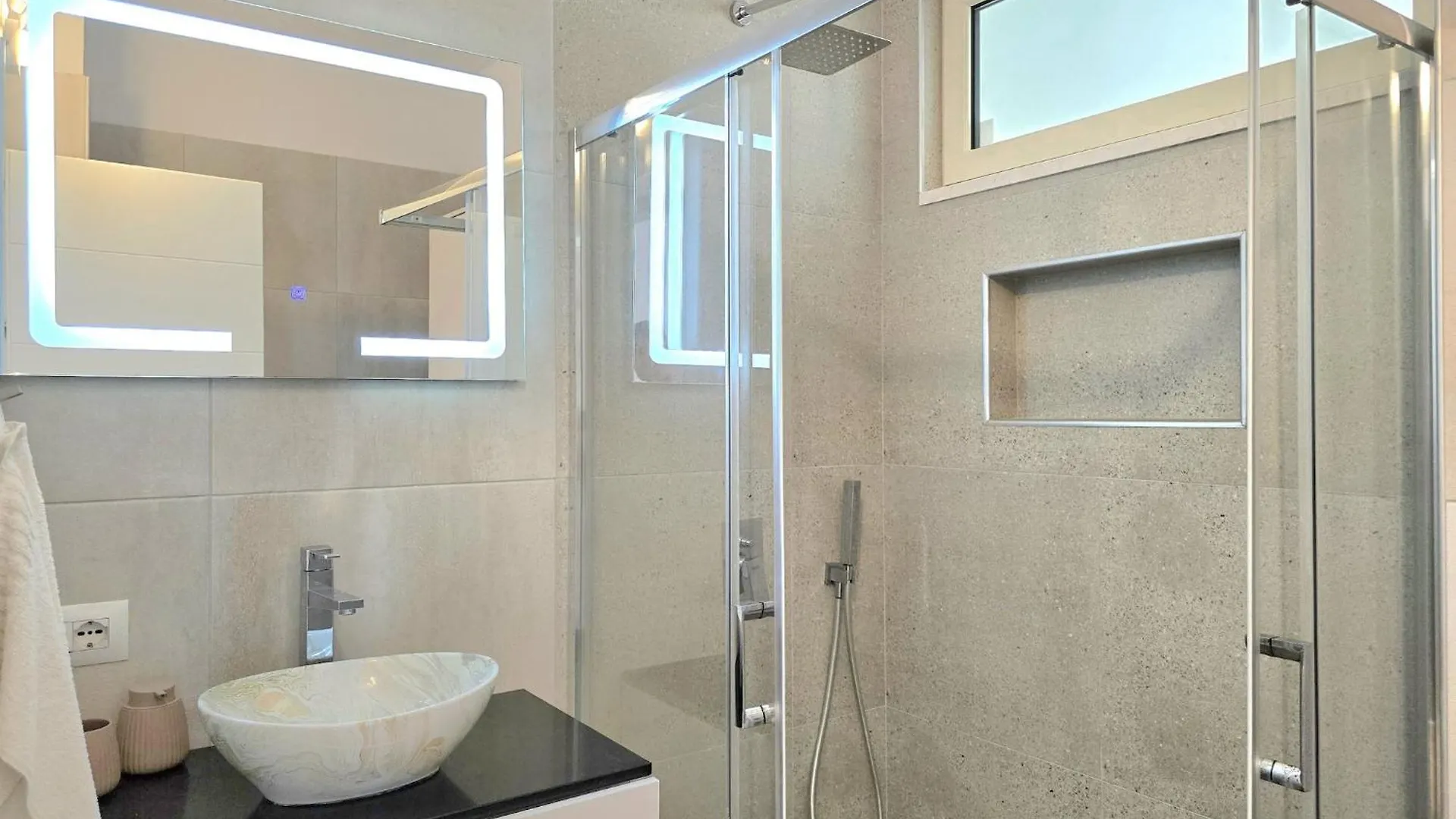 Apartment Near Gjiri Lalzit Beach Plazhi San Pietro
